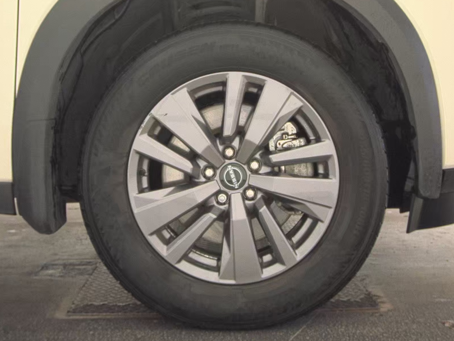 2024 Nissan Pathfinder SV AWD