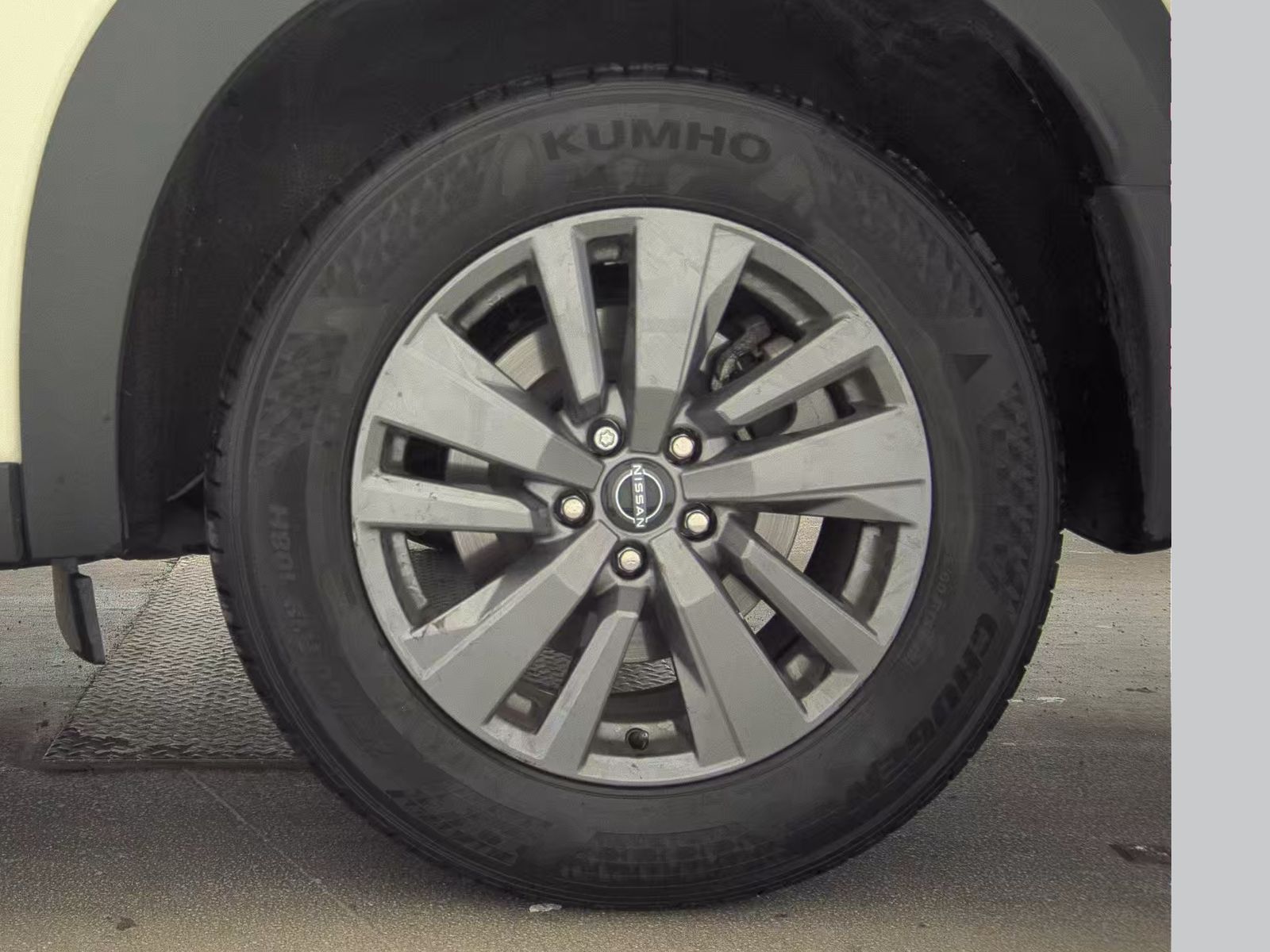 2024 Nissan Pathfinder SV AWD