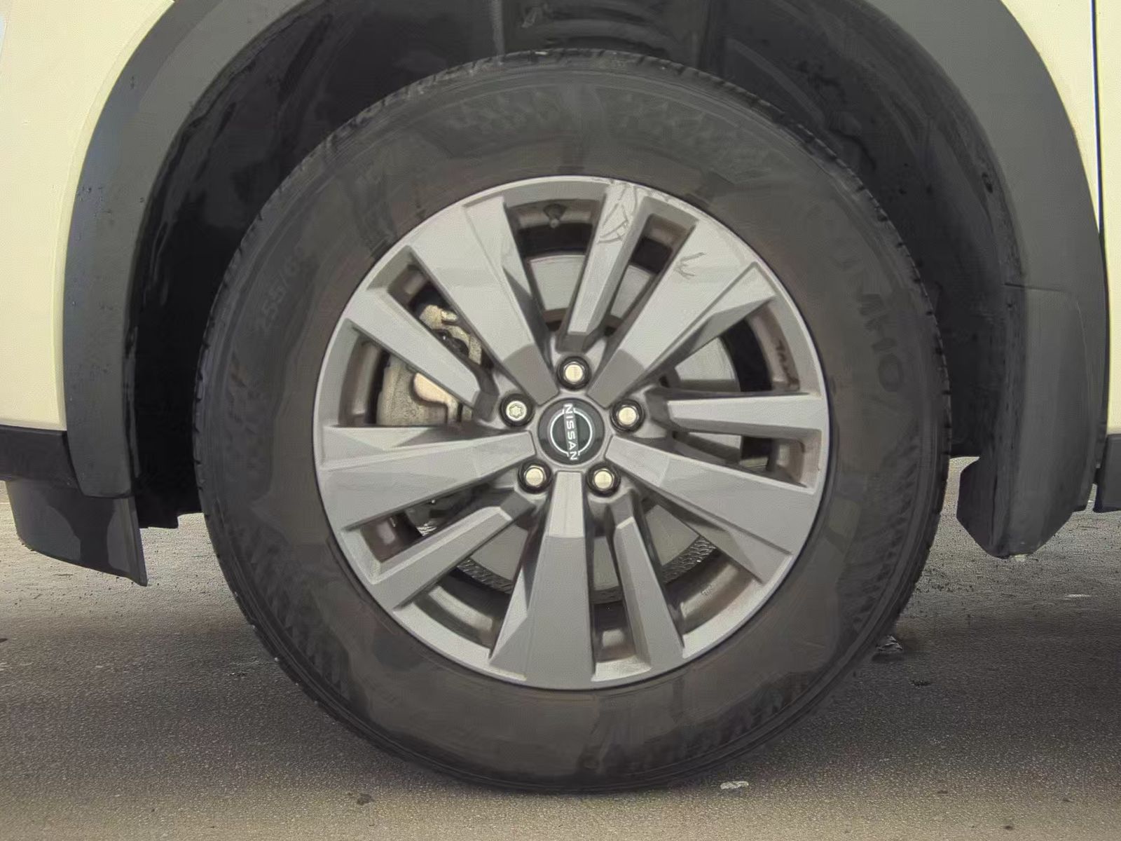 2024 Nissan Pathfinder SV AWD