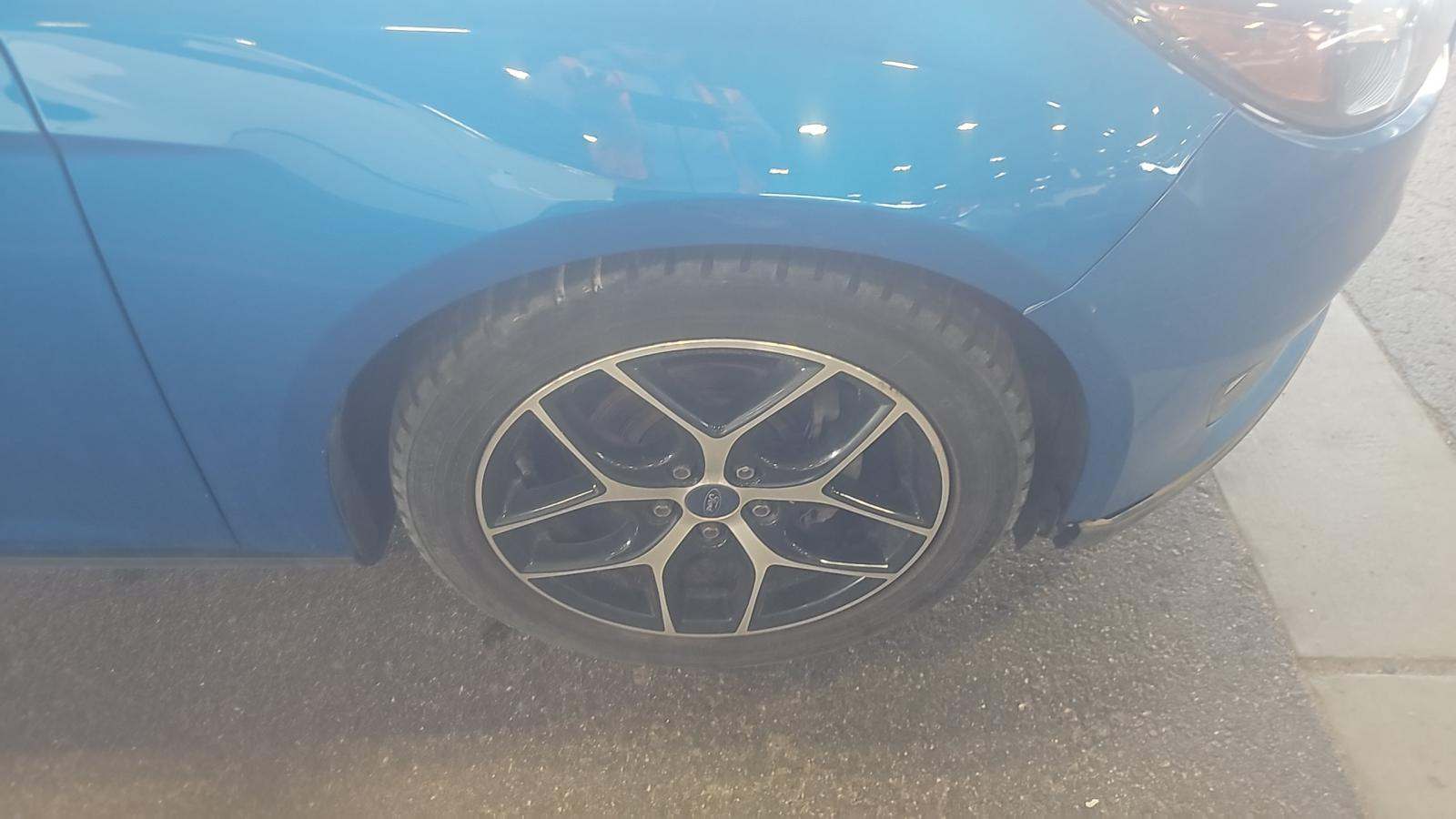 2017 Ford Focus SEL FWD