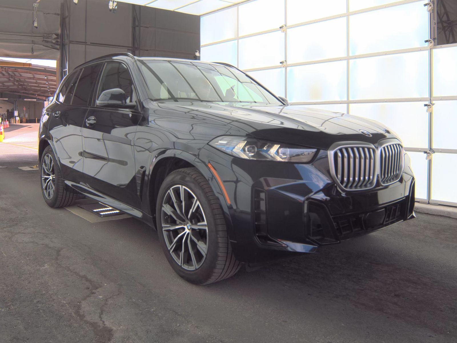 2025 BMW X5 xDrive40i AWD