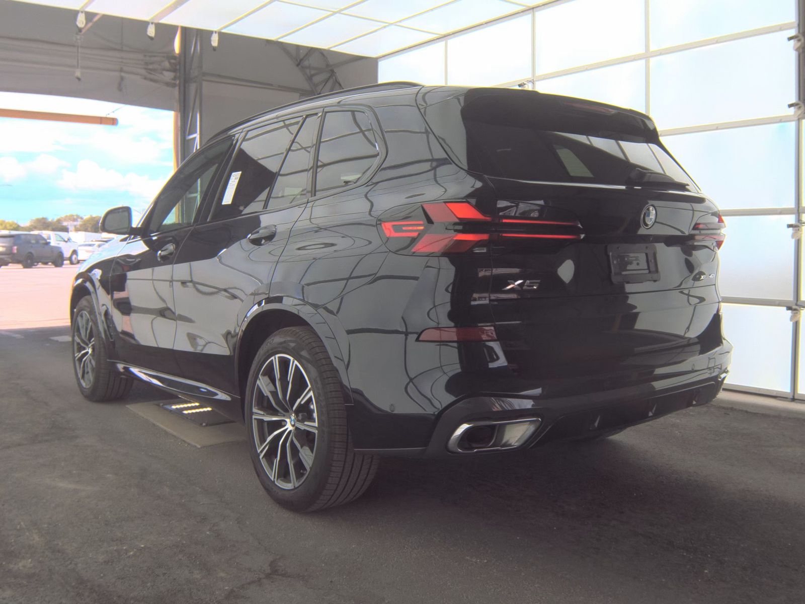 2025 BMW X5 xDrive40i AWD