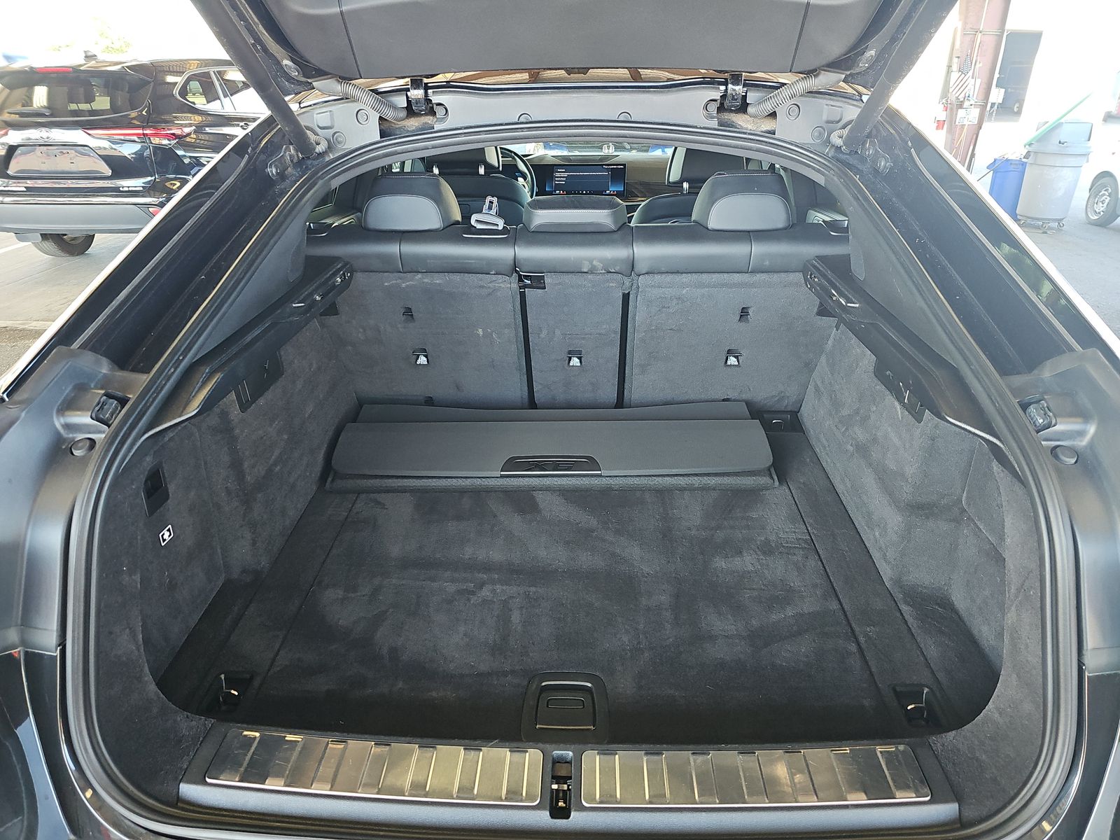 2025 BMW X6 xDrive40i AWD