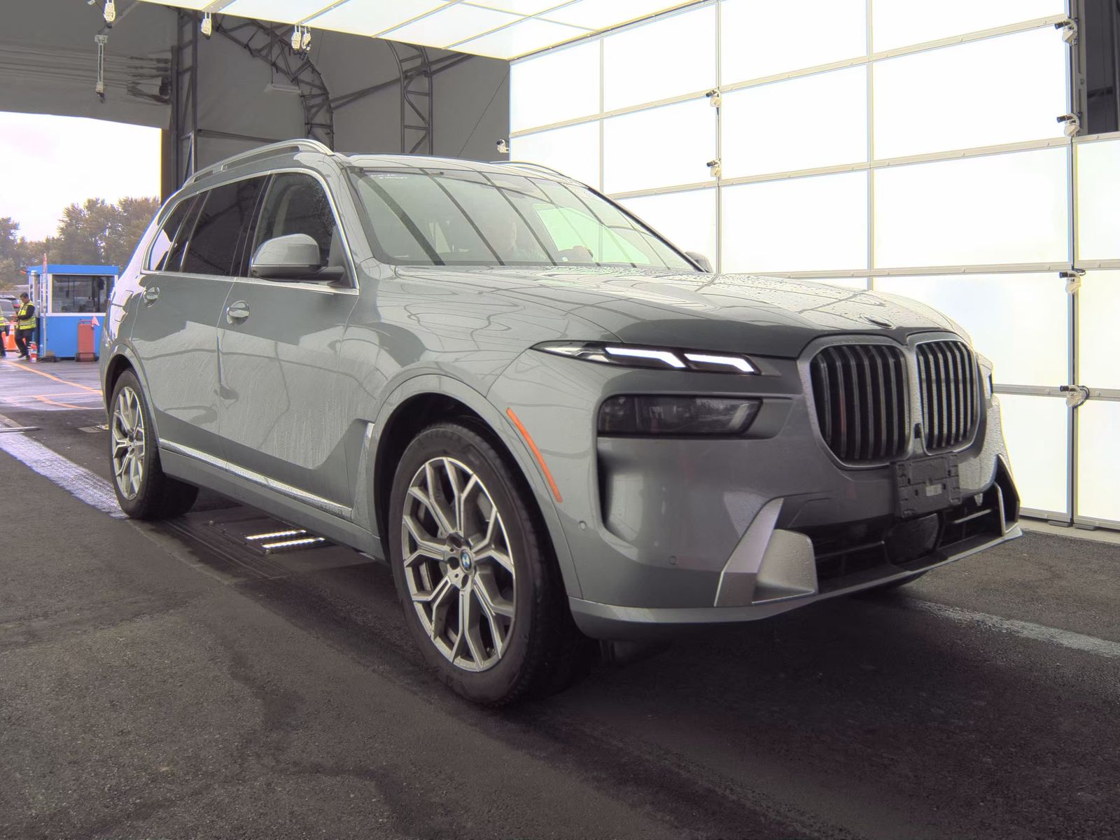 2025 BMW X7 xDrive40i AWD