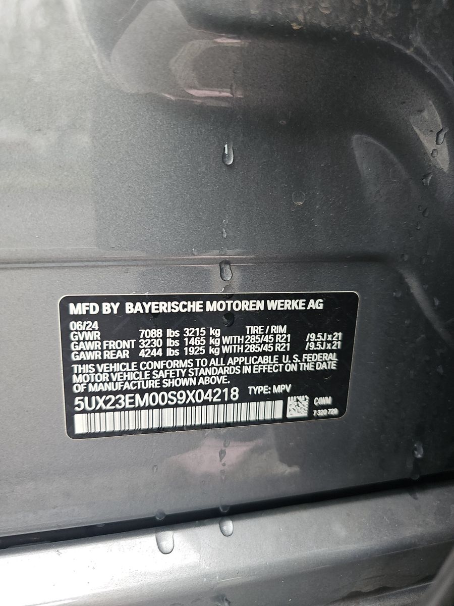 2025 BMW X7 xDrive40i AWD