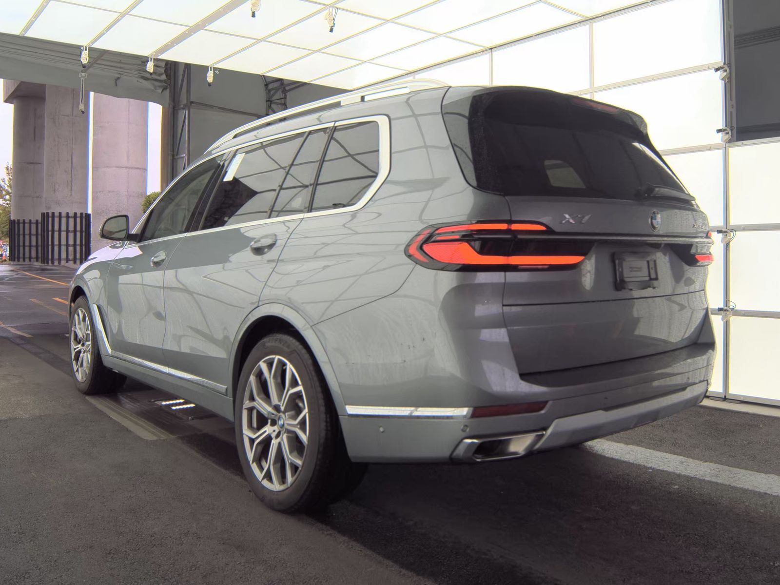 2025 BMW X7 xDrive40i AWD