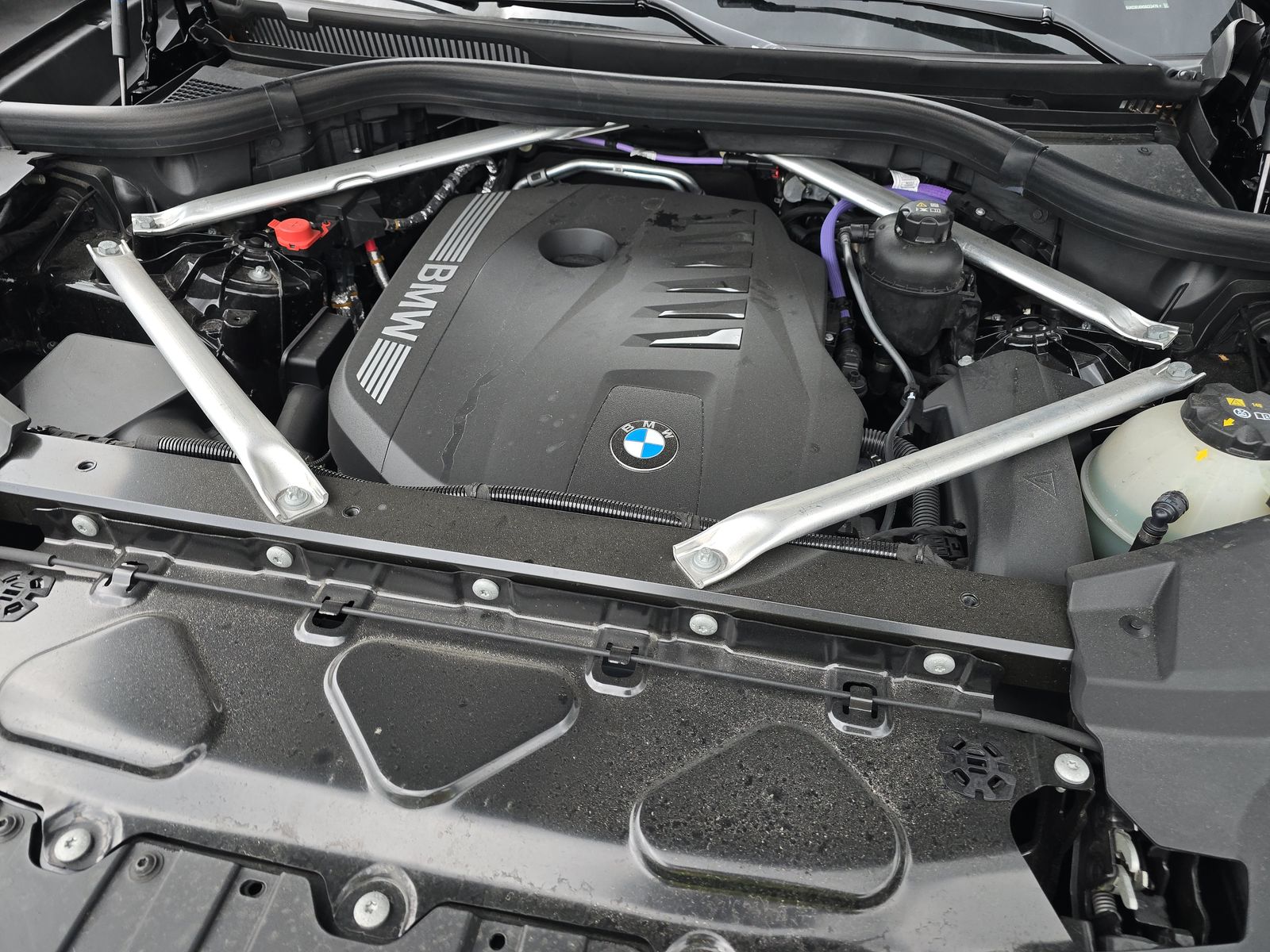 2025 BMW X5 xDrive40i AWD