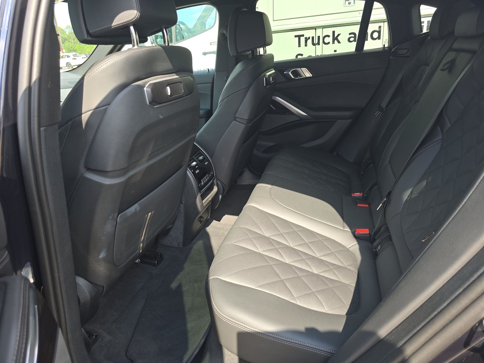 2025 BMW X6 xDrive40i AWD