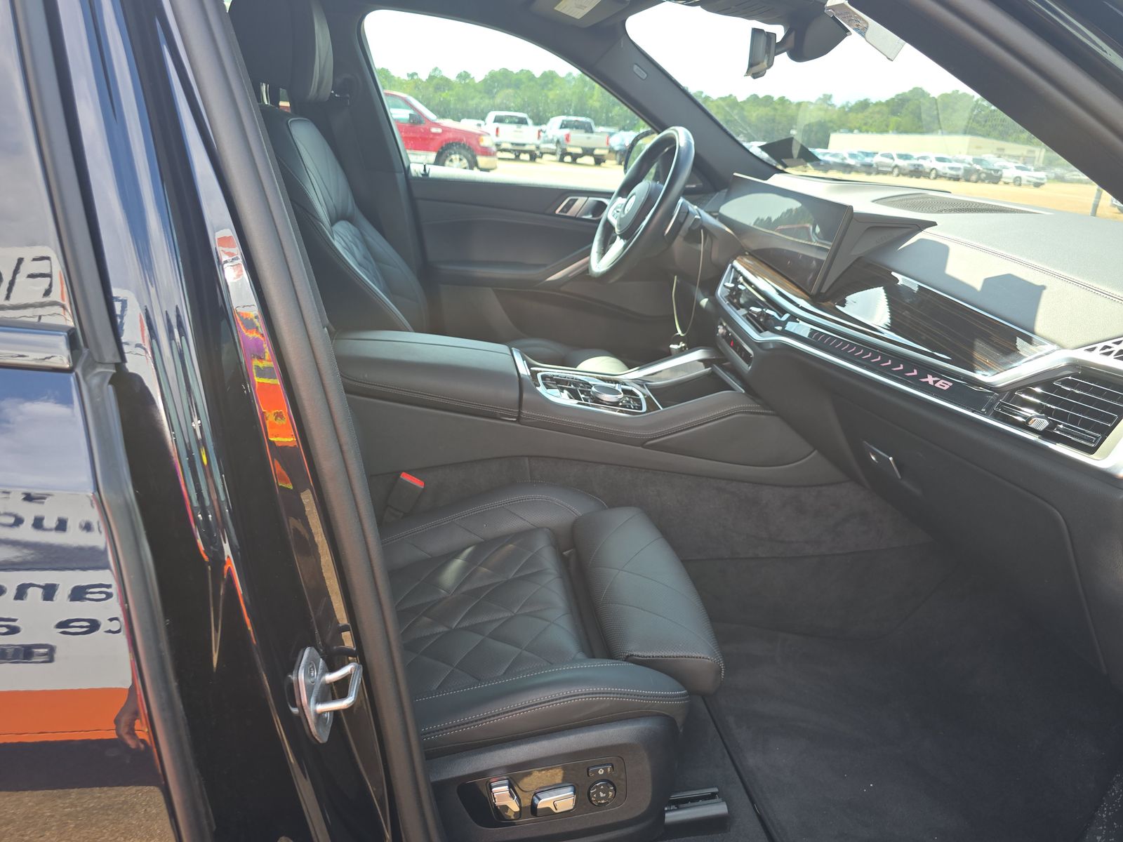 2025 BMW X6 xDrive40i AWD