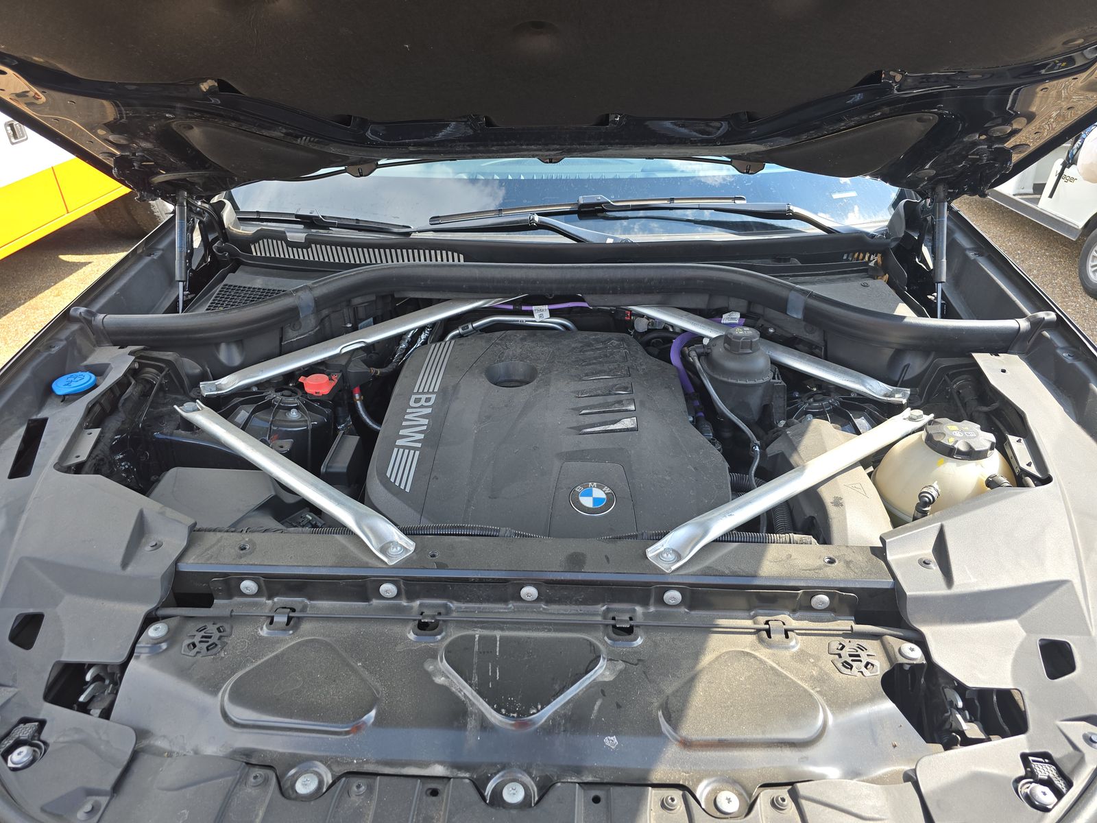 2025 BMW X6 xDrive40i AWD