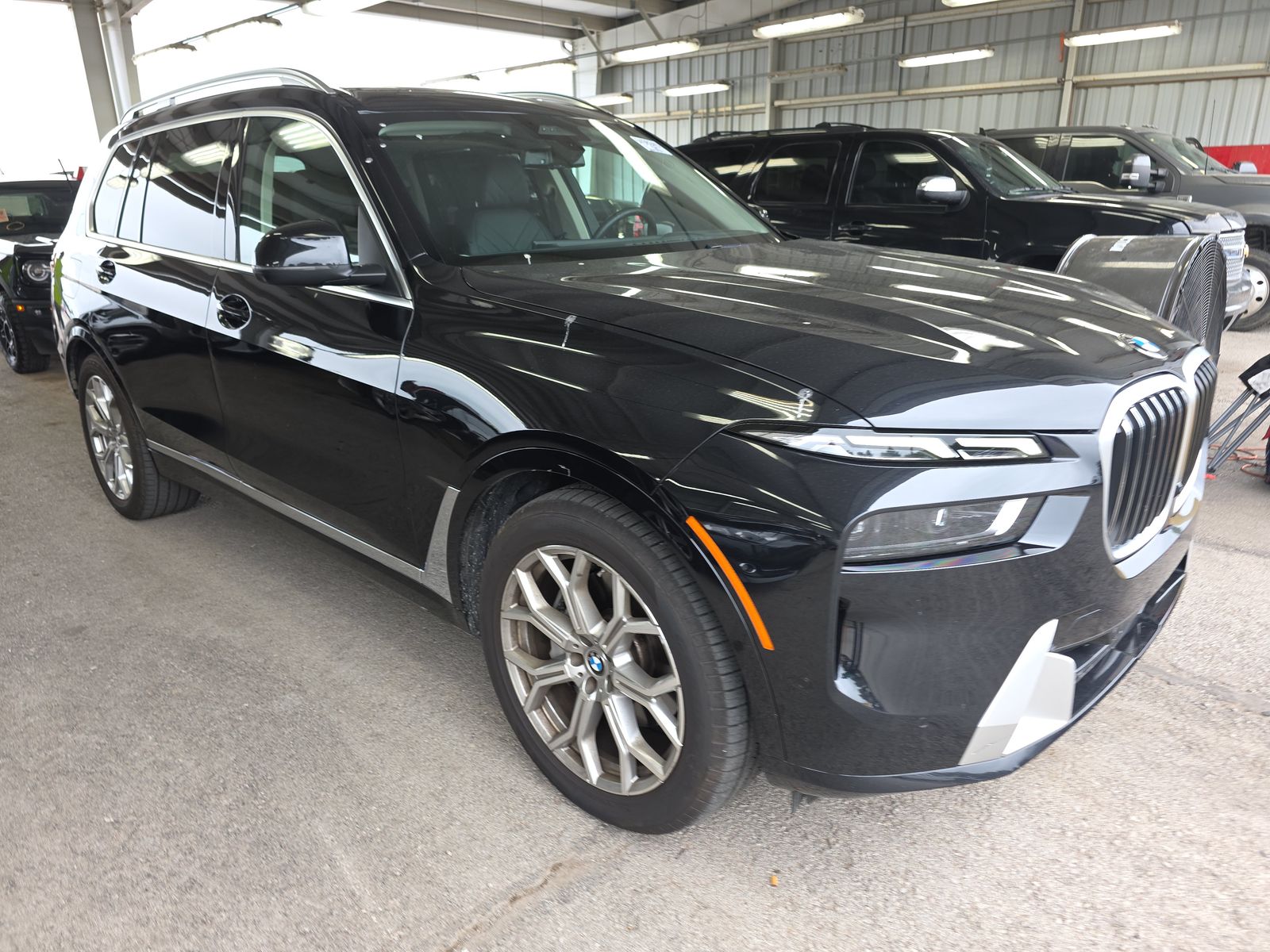2025 BMW X7 xDrive40i AWD