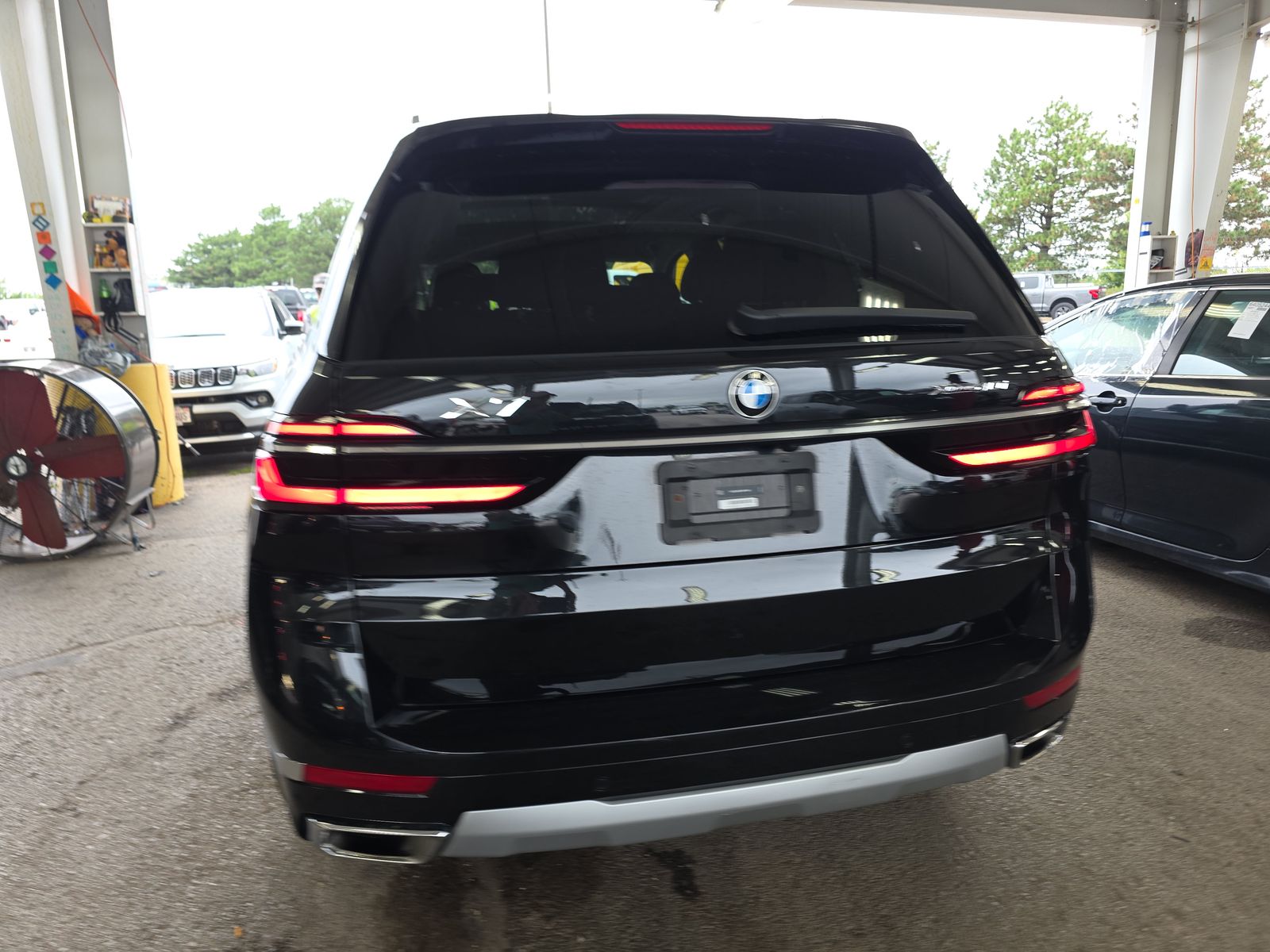 2025 BMW X7 xDrive40i AWD