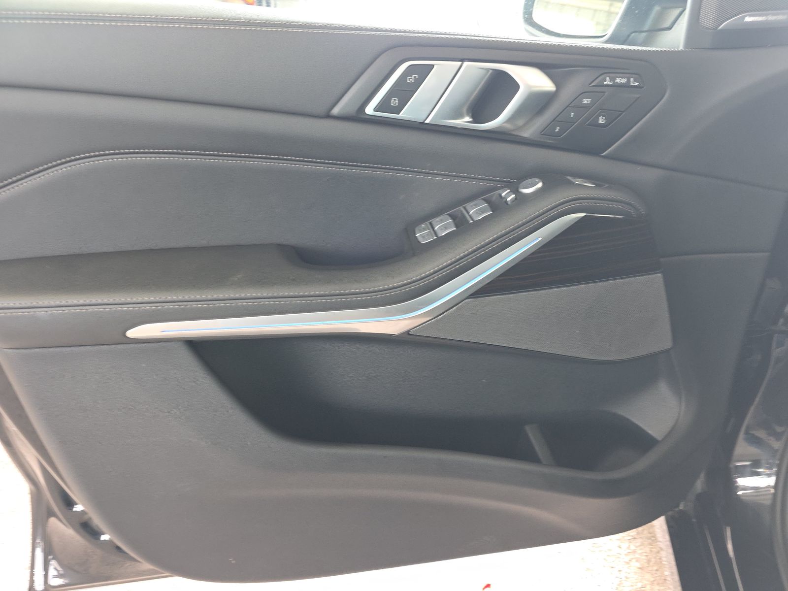 2025 BMW X7 xDrive40i AWD