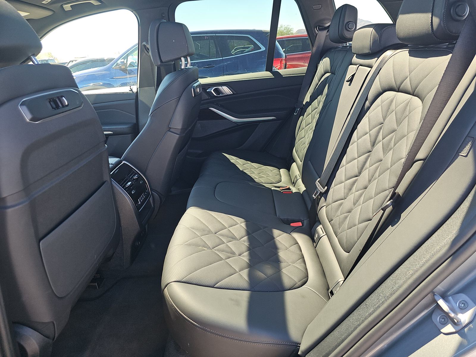 2025 BMW X5 xDrive40i AWD