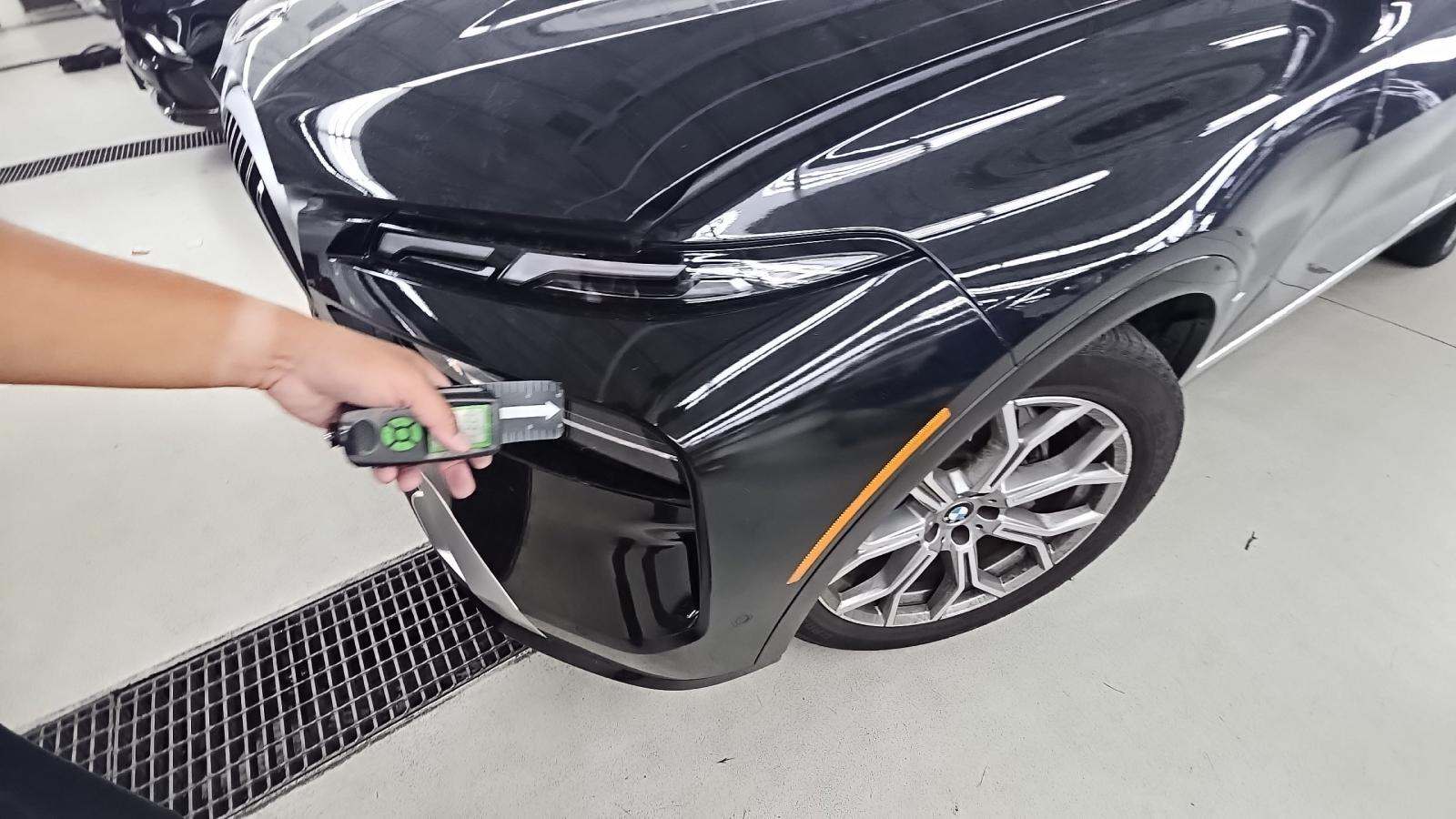 2025 BMW X7 xDrive40i AWD