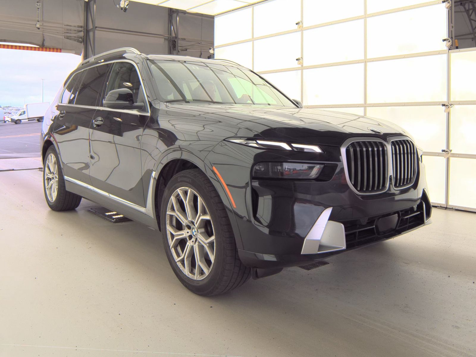2025 BMW X7 xDrive40i AWD