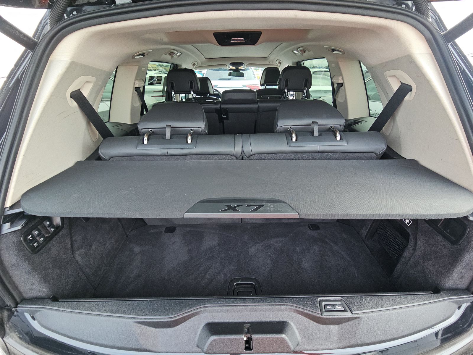 2025 BMW X7 xDrive40i AWD