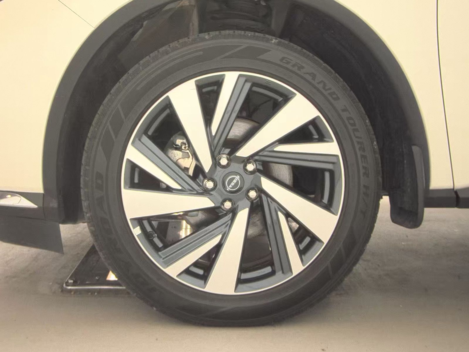 2023 Nissan Murano SL AWD