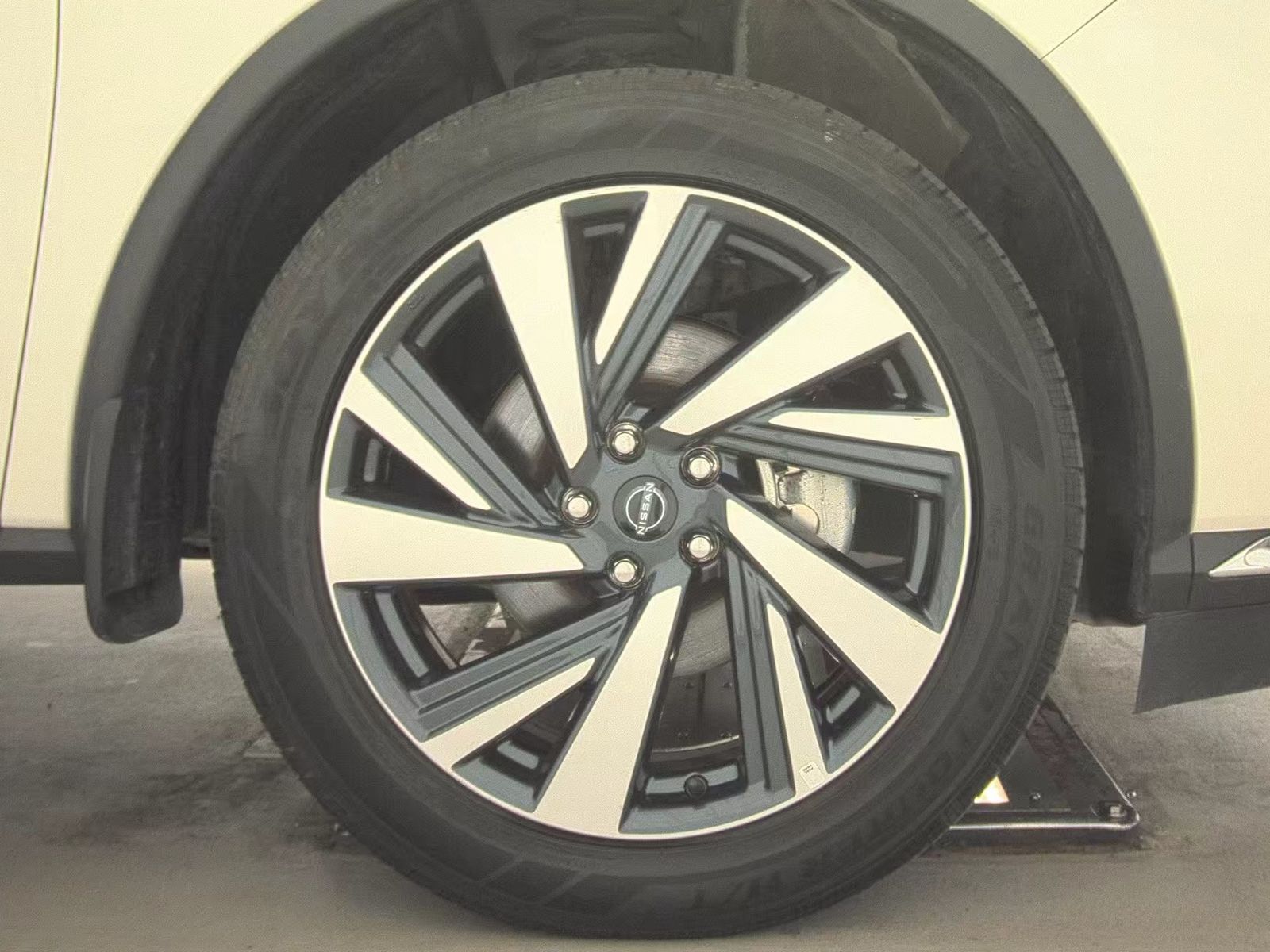 2023 Nissan Murano SL AWD