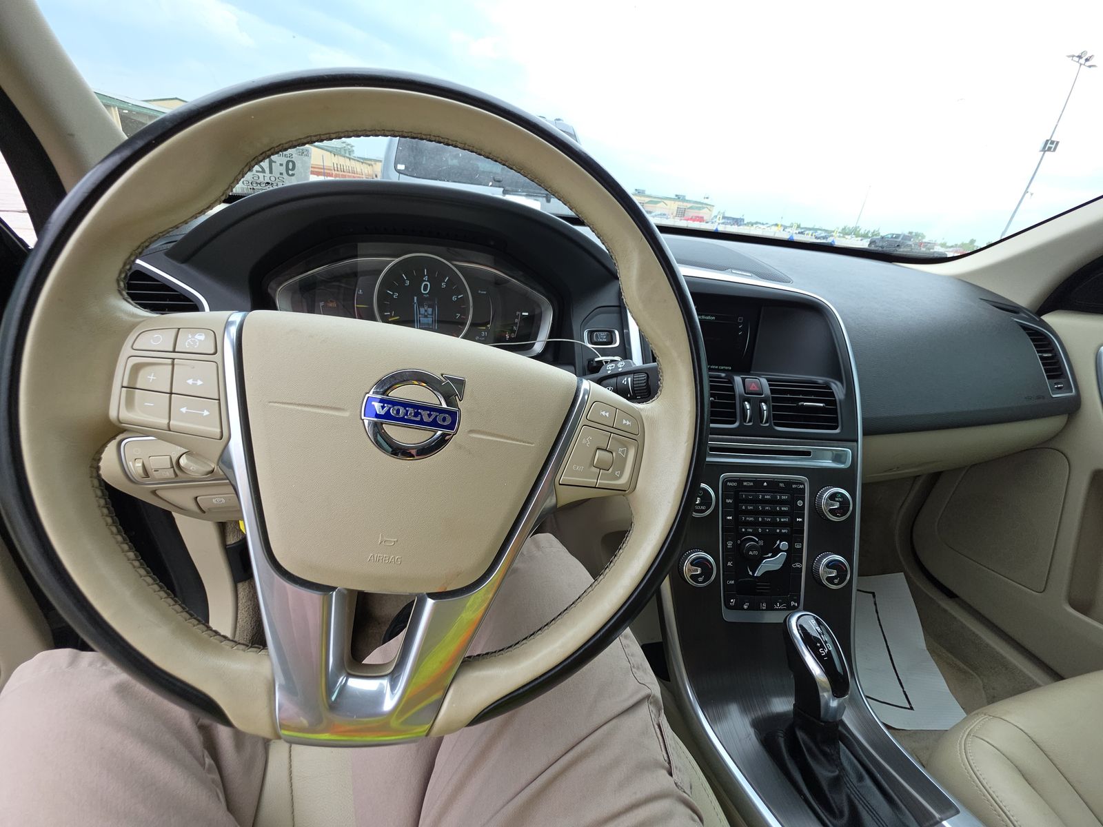 2016 Volvo XC60 T5 Platinum AWD