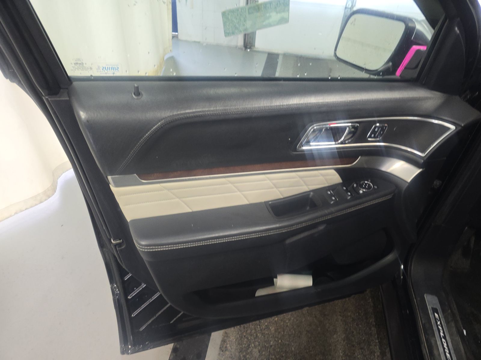 2016 Ford Explorer Platinum AWD