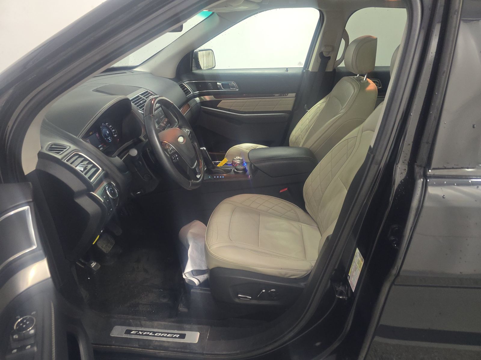 2016 Ford Explorer Platinum AWD