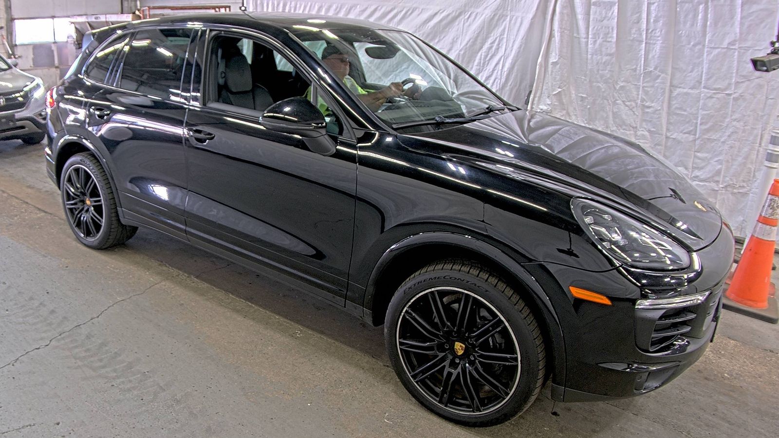 2018 Porsche Cayenne Platinum Edition AWD