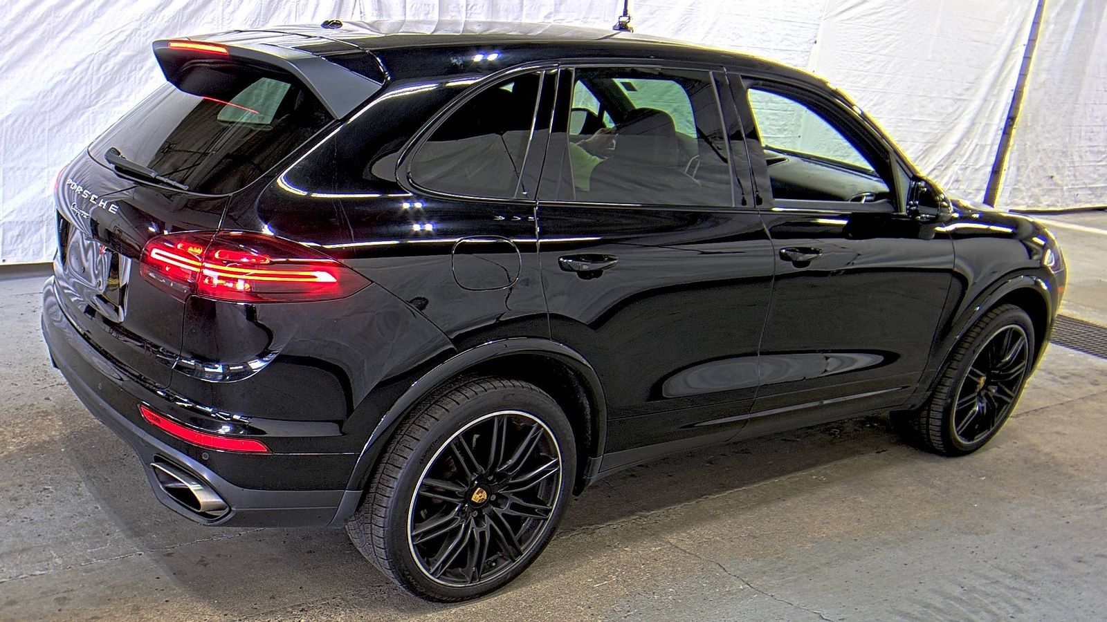 2018 Porsche Cayenne Platinum Edition AWD