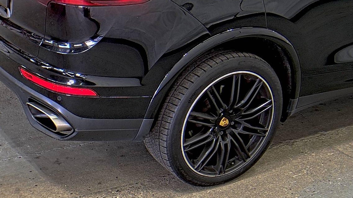 2018 Porsche Cayenne Platinum Edition AWD