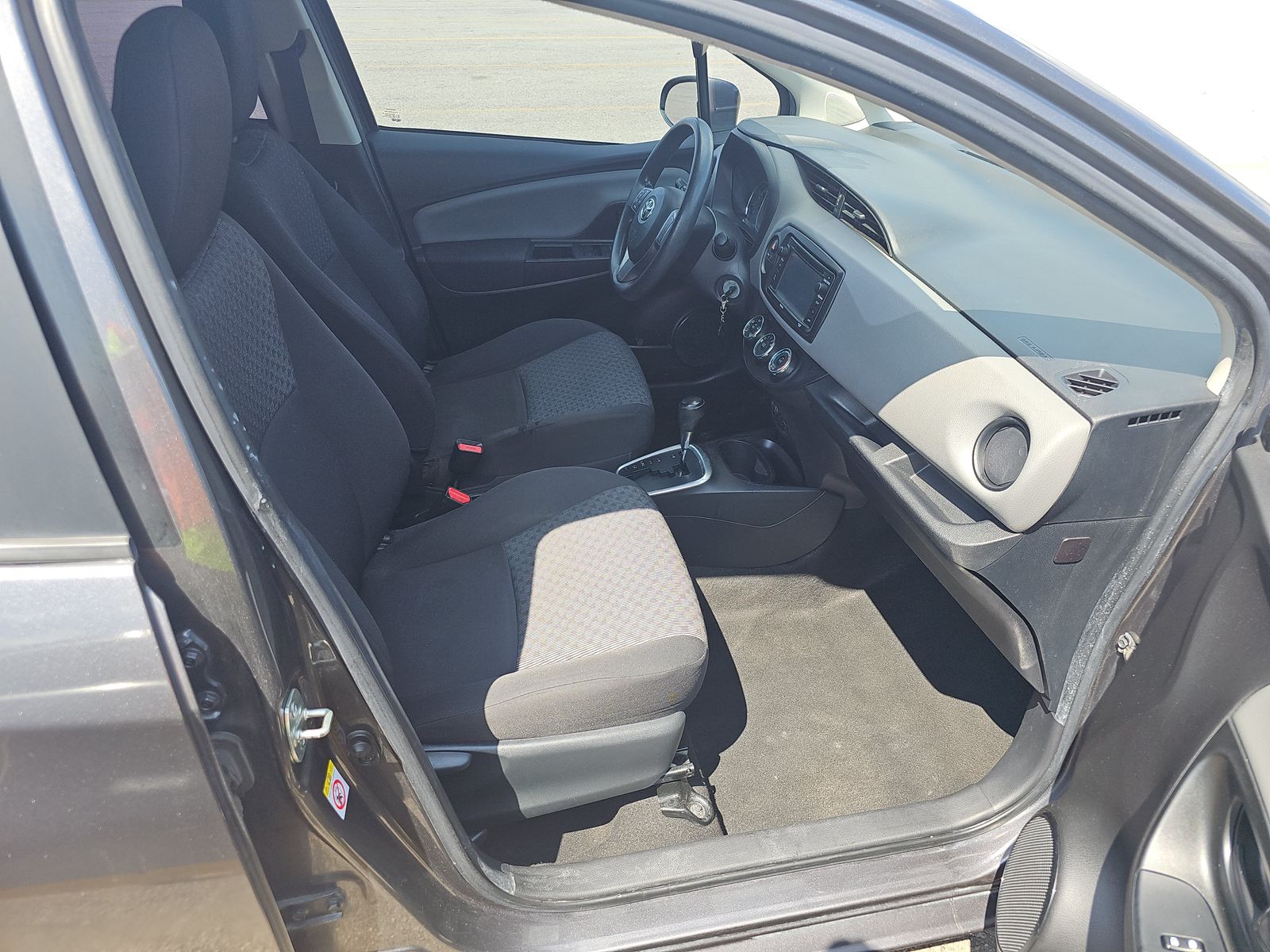 2017 Toyota Yaris L FWD