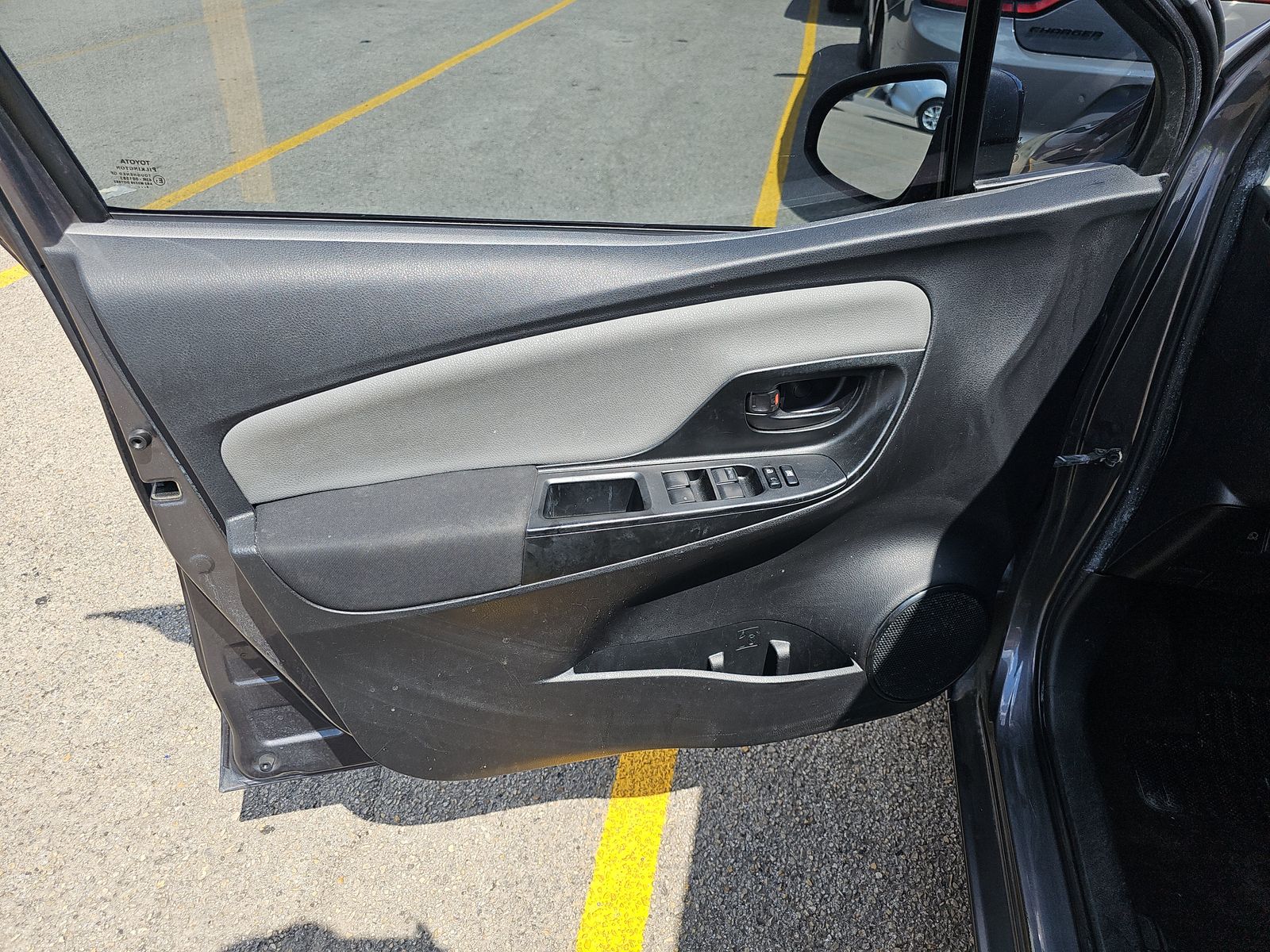 2017 Toyota Yaris L FWD