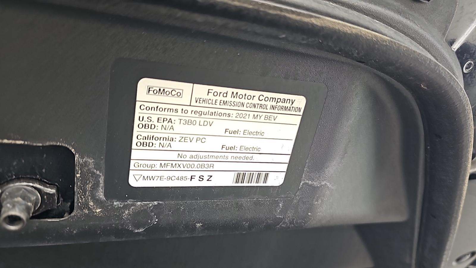 2021 Ford Mustang Mach-E Select RWD