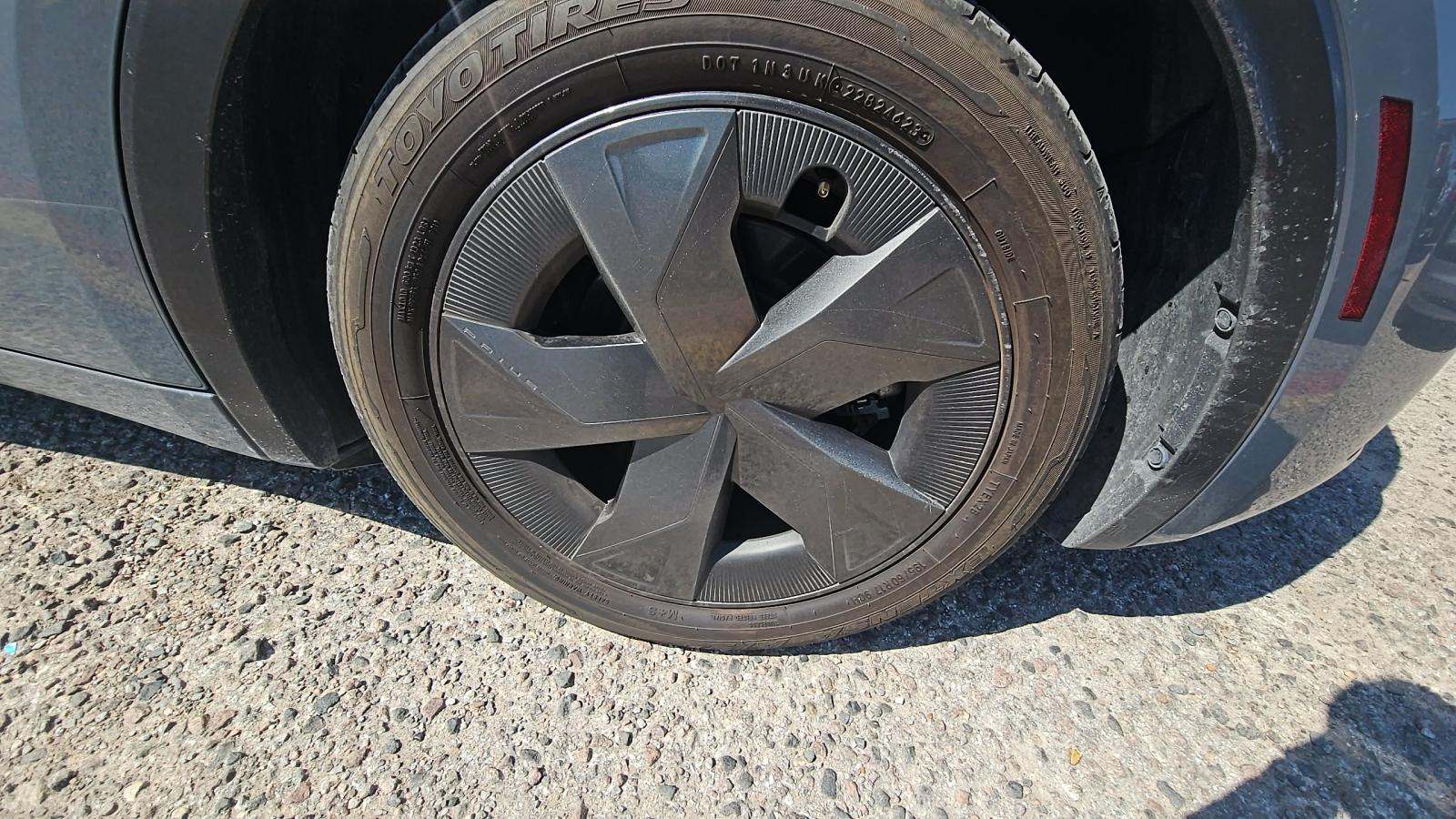 2024 Toyota Prius LE FWD