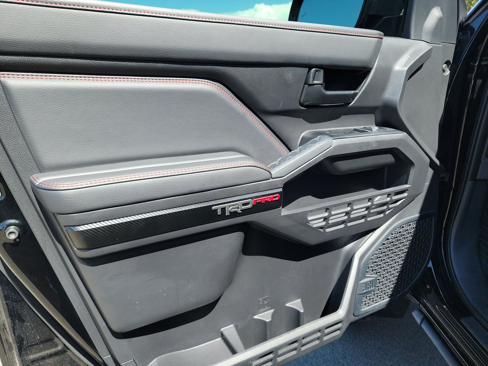 2024 Toyota Tacoma Hybrid TRD Pro AWD