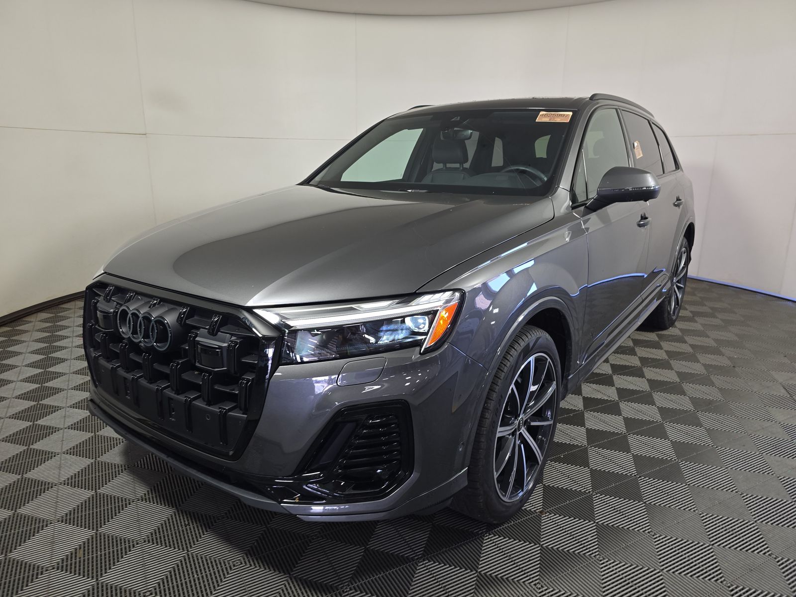 2025 Audi Q7 Premium Plus AWD