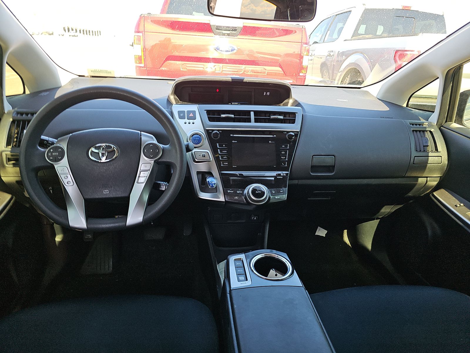 2016 Toyota Prius v Three FWD