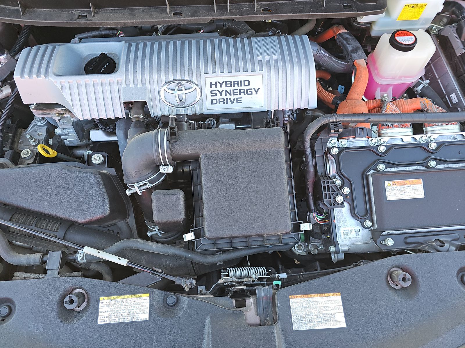 2016 Toyota Prius v Three FWD