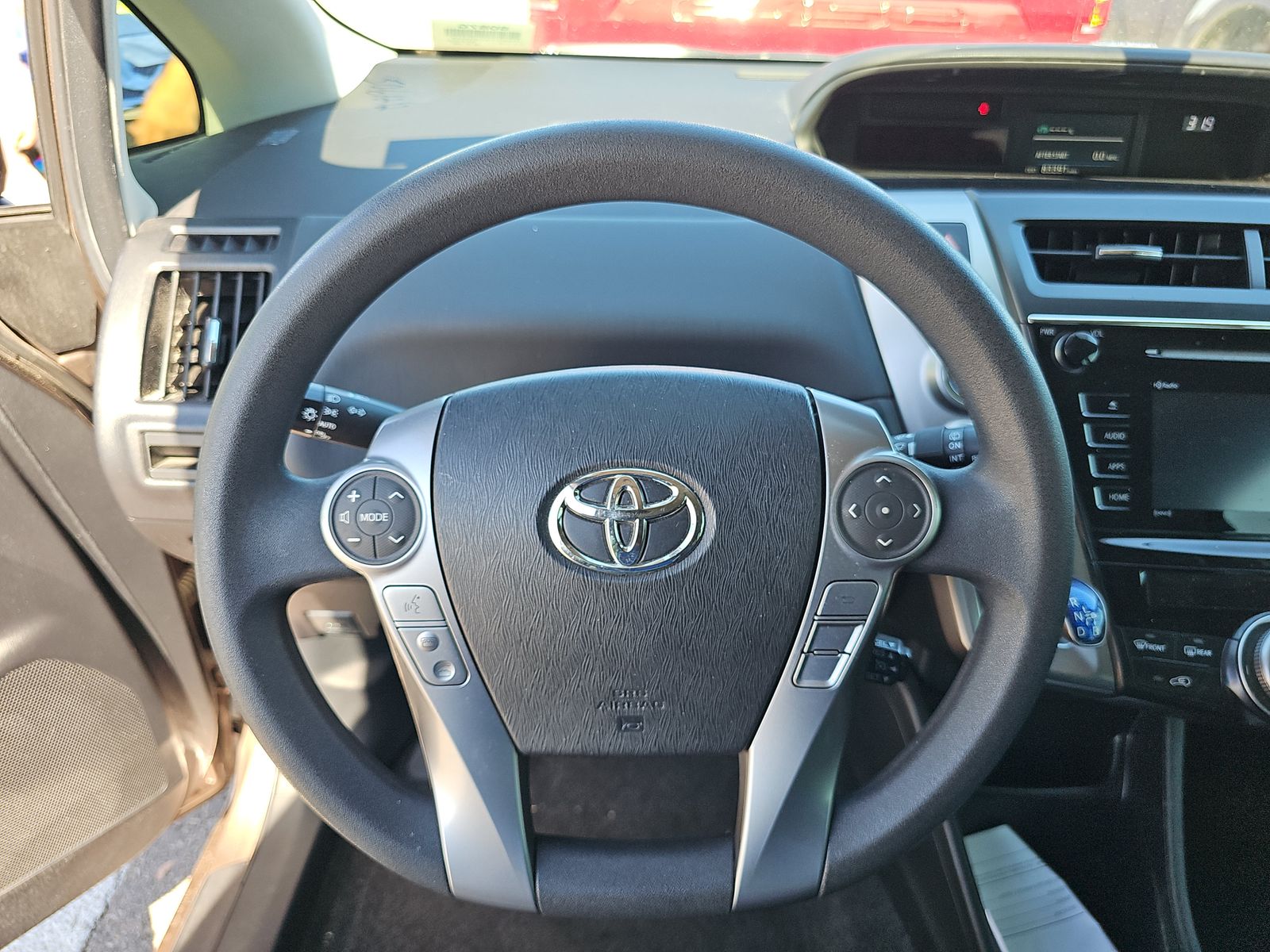 2016 Toyota Prius v Three FWD