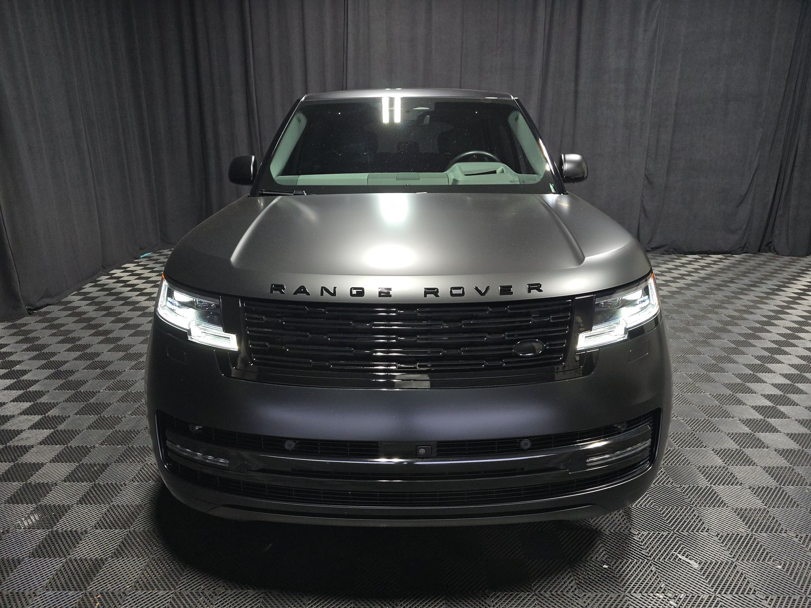 2024 Land Rover Range Rover SE AWD