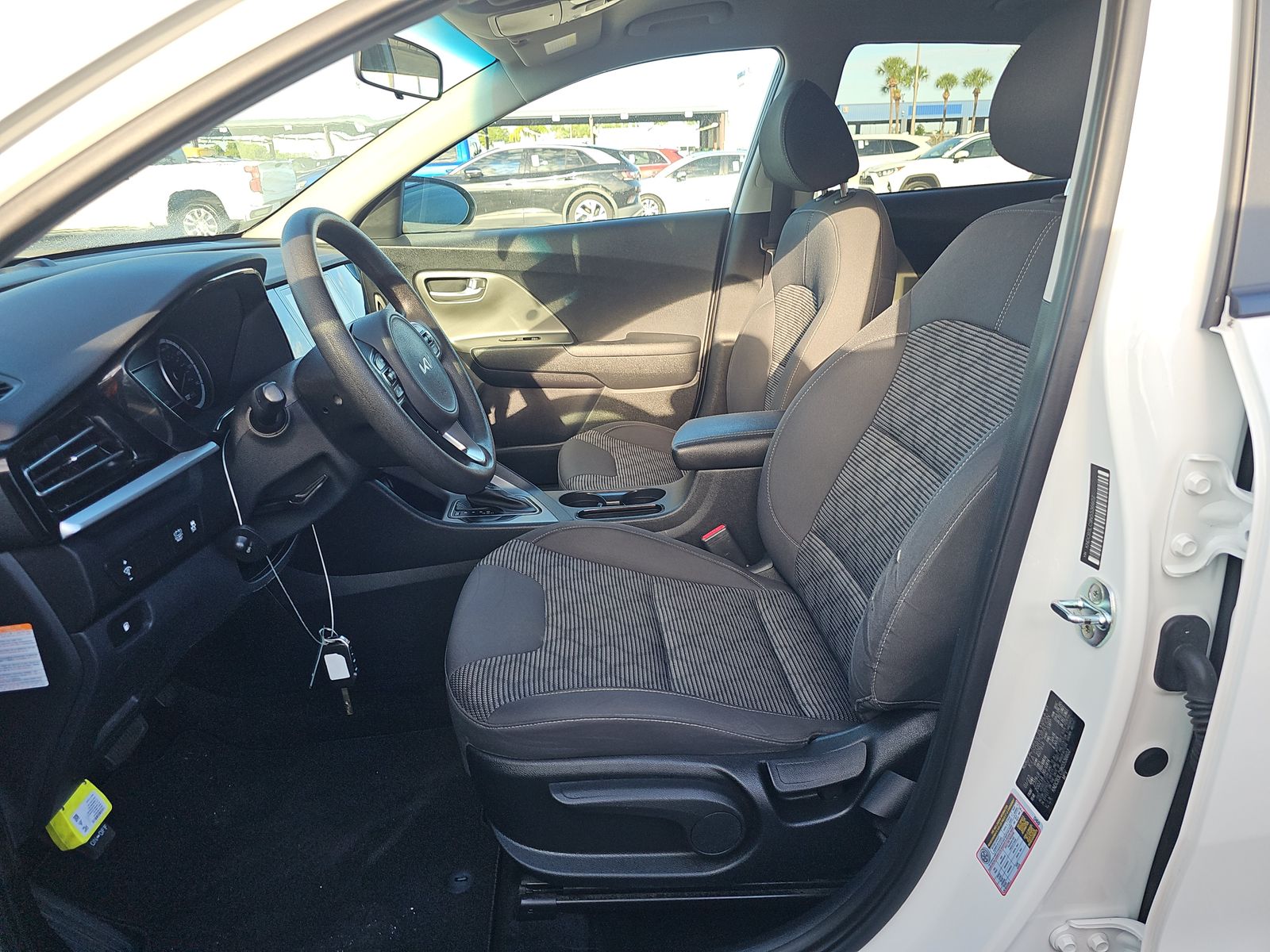 2022 Kia Niro LX FWD