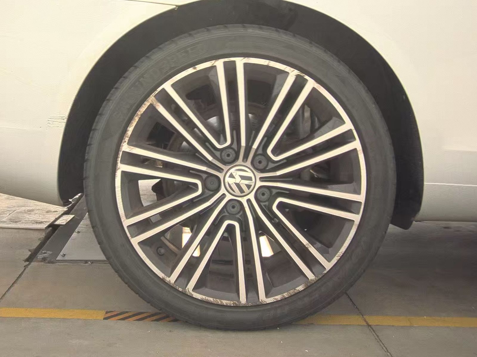 2013 Volkswagen Eos 2.0T Komfort FWD