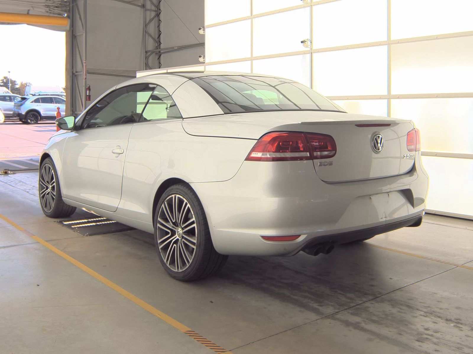 2013 Volkswagen Eos 2.0T Komfort FWD