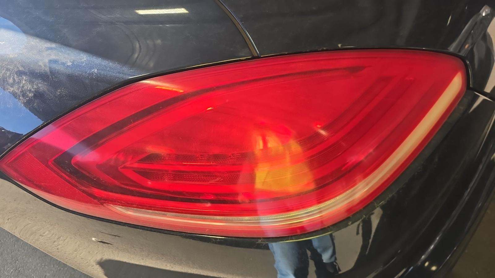 2016 Porsche Panamera 4 Edition AWD