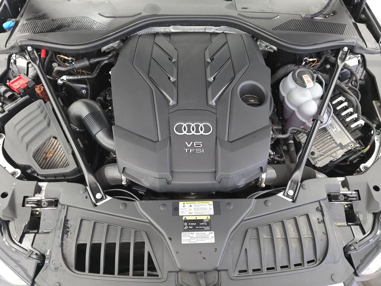 2022 Audi A8 Base AWD