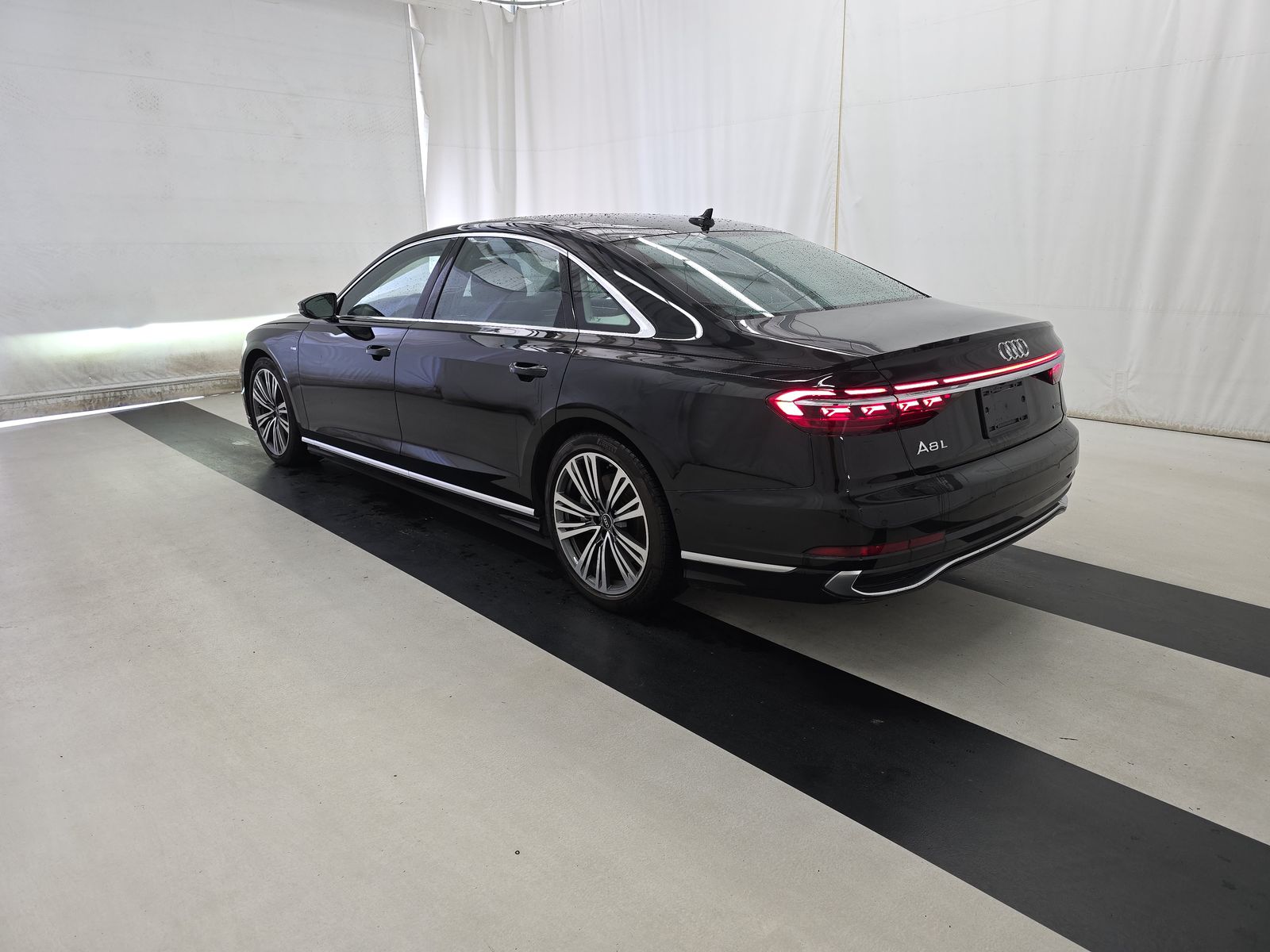 2022 Audi A8 Base AWD