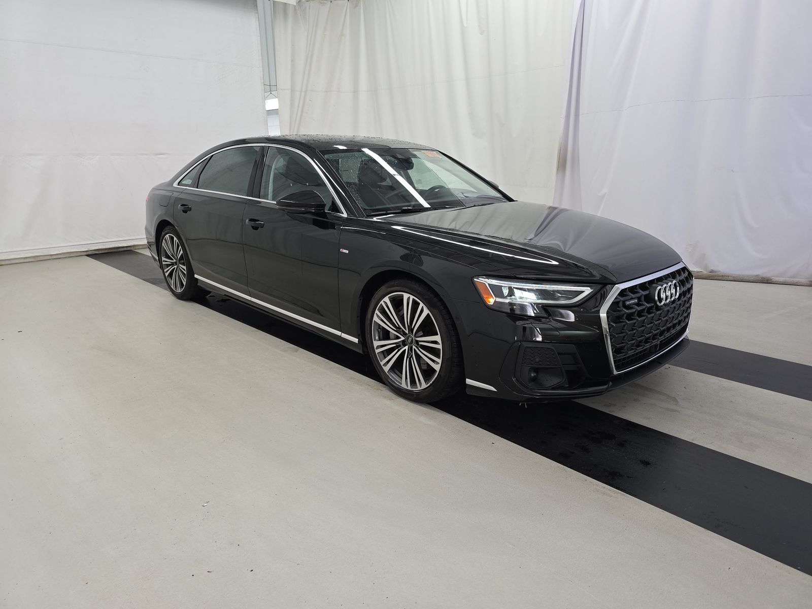 2022 Audi A8 Base AWD