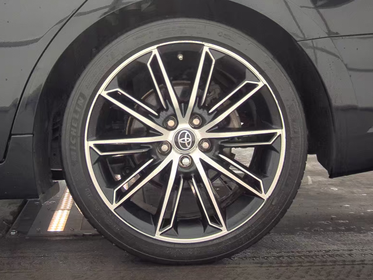 2019 Toyota Avalon Touring FWD
