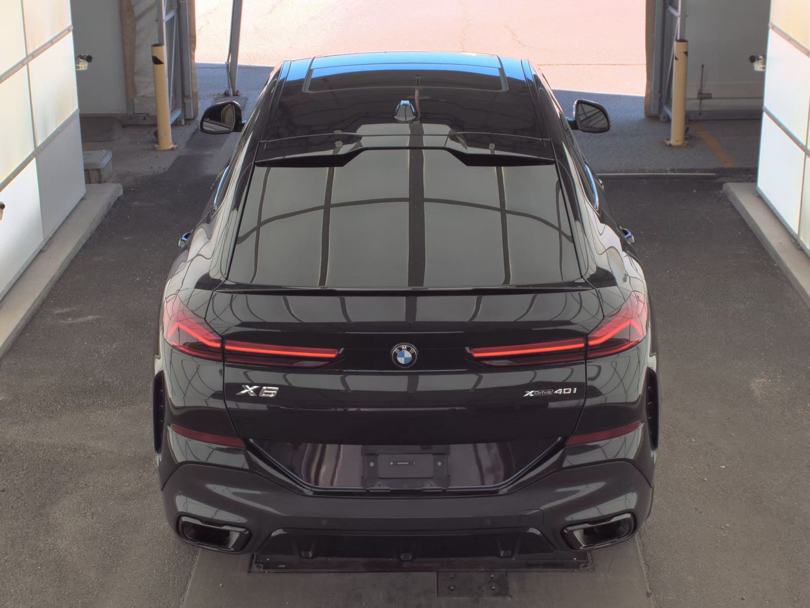 2025 BMW X6 xDrive40i AWD