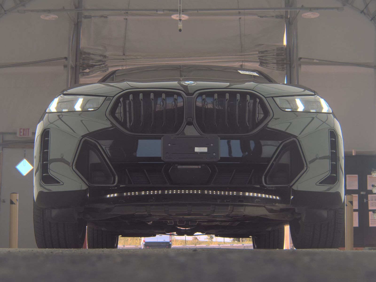 2025 BMW X6 xDrive40i AWD