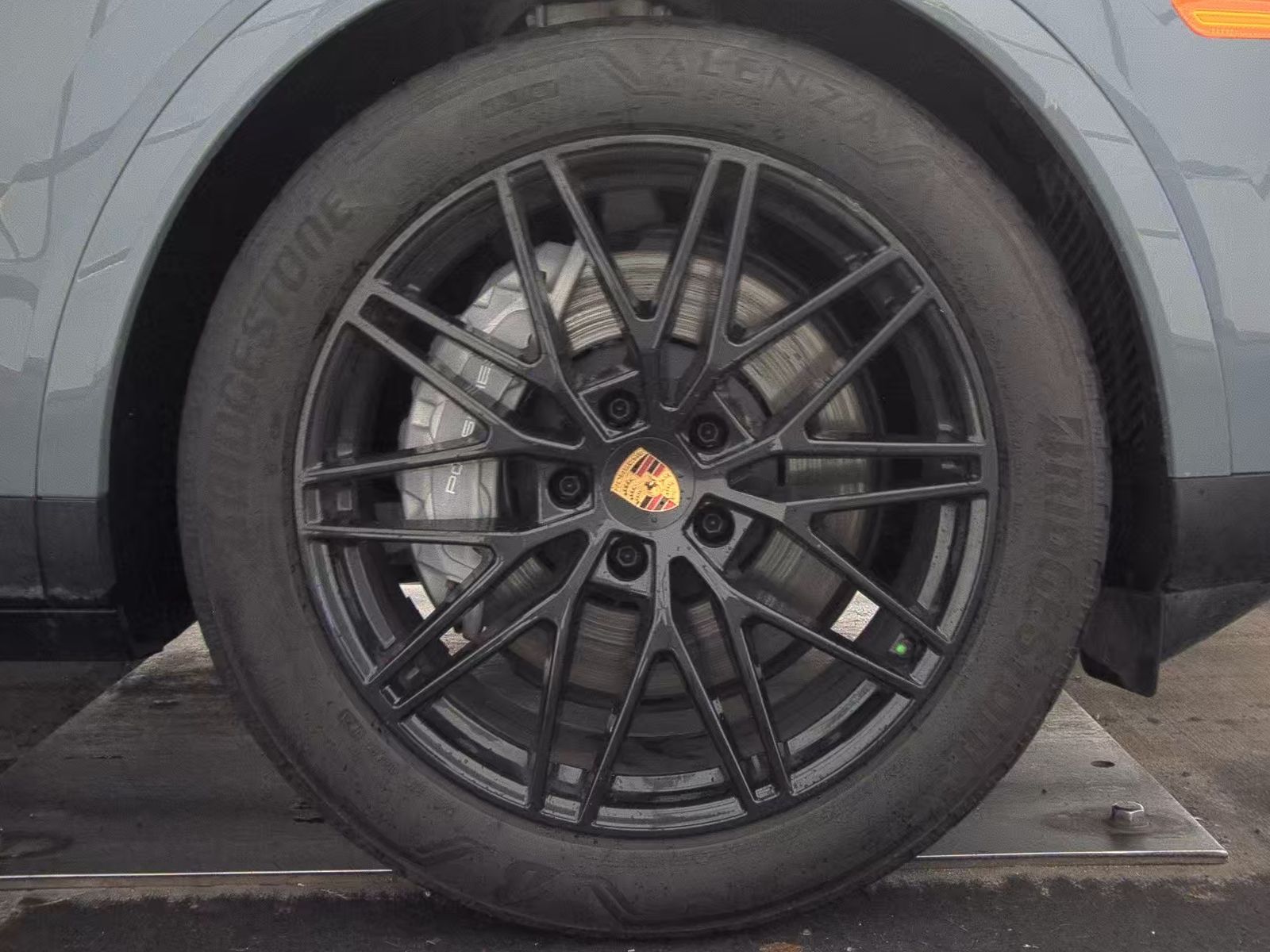 2024 Porsche Cayenne Base AWD